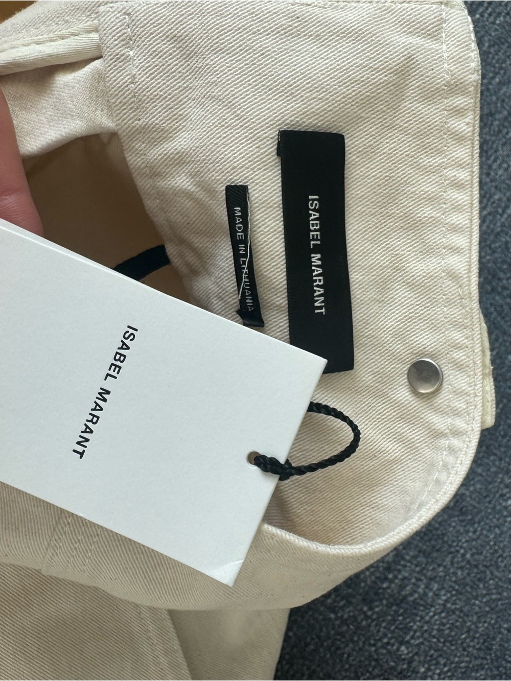 Isabel Marant Cream High-Waist Bermuda Shorts - Picture 3 of 3